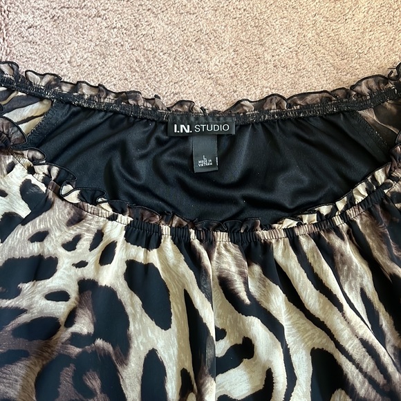 I.N. Studio Animal Print Top - Picture 2 of 4